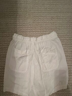 White cotton shorts